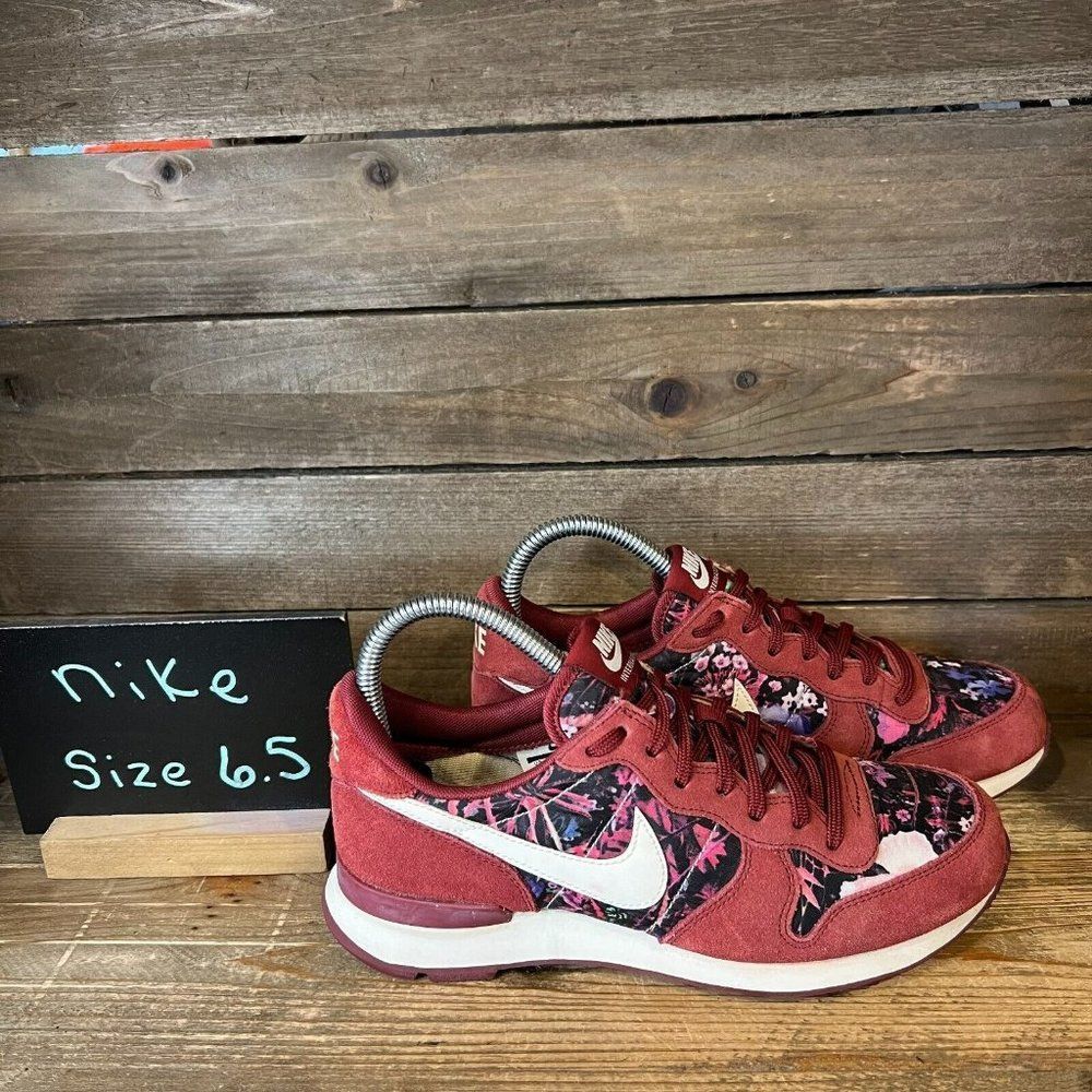 Womens Nike Internationalist Premium Team Red Floral Sneakers‎ Shoes Size 6.5 M